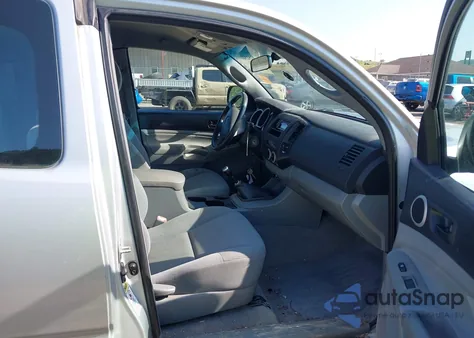 2009 Toyota Tacoma z USA, uszkodzony, nr VIN 5TEUX42N69Z648128